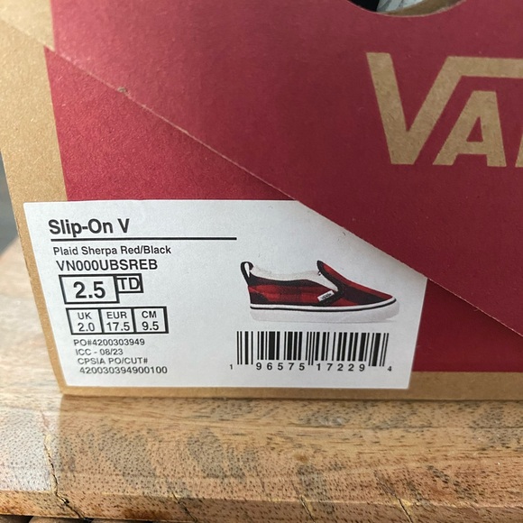 Vans Red and Black Kids Slip-On Sneakers - Picture 2 of 16